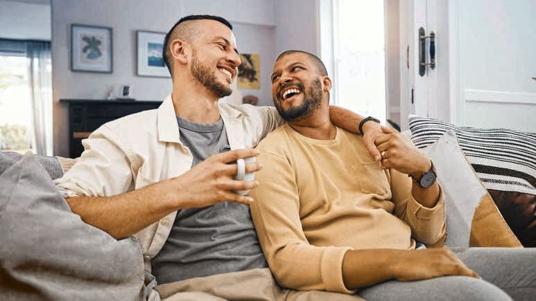 8 Quiet Signs That Show That A Couple Is Happy